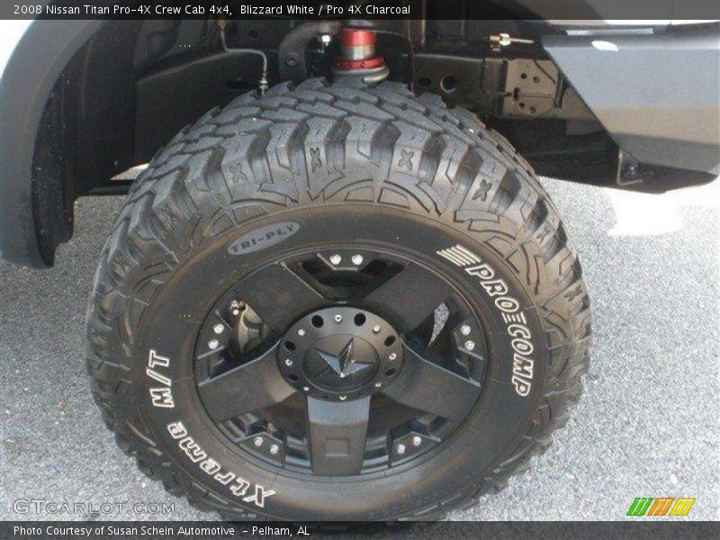 Custom Wheels of 2008 Titan Pro-4X Crew Cab 4x4