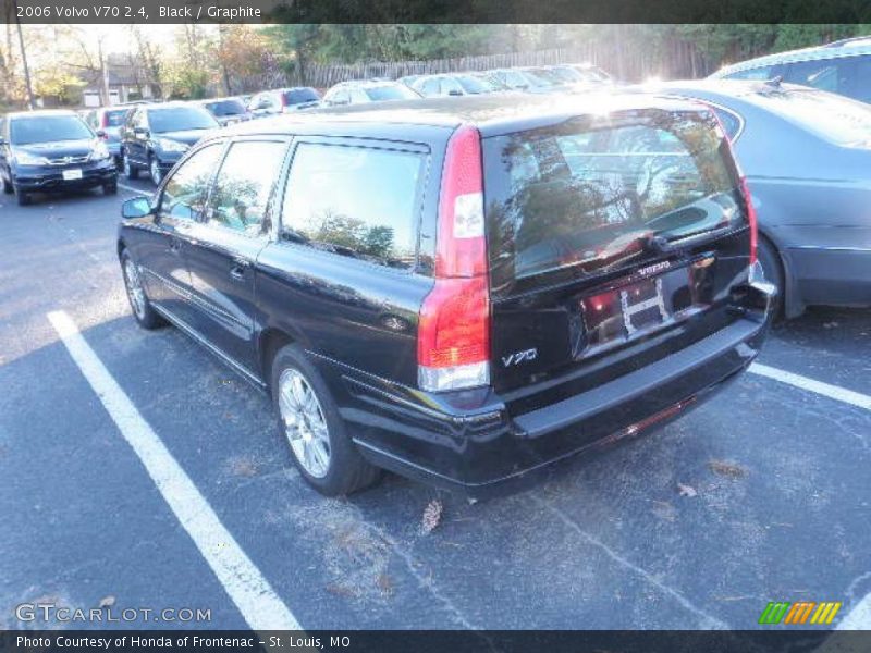Black / Graphite 2006 Volvo V70 2.4