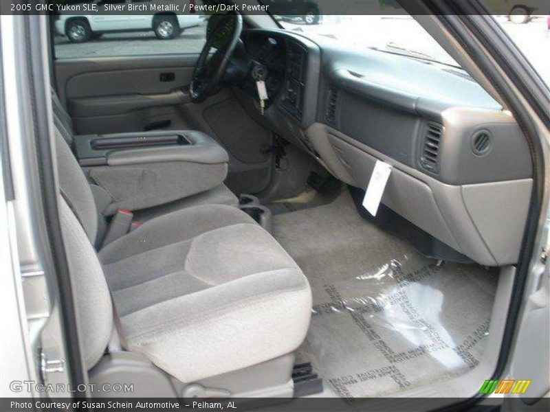  2005 Yukon SLE Pewter/Dark Pewter Interior