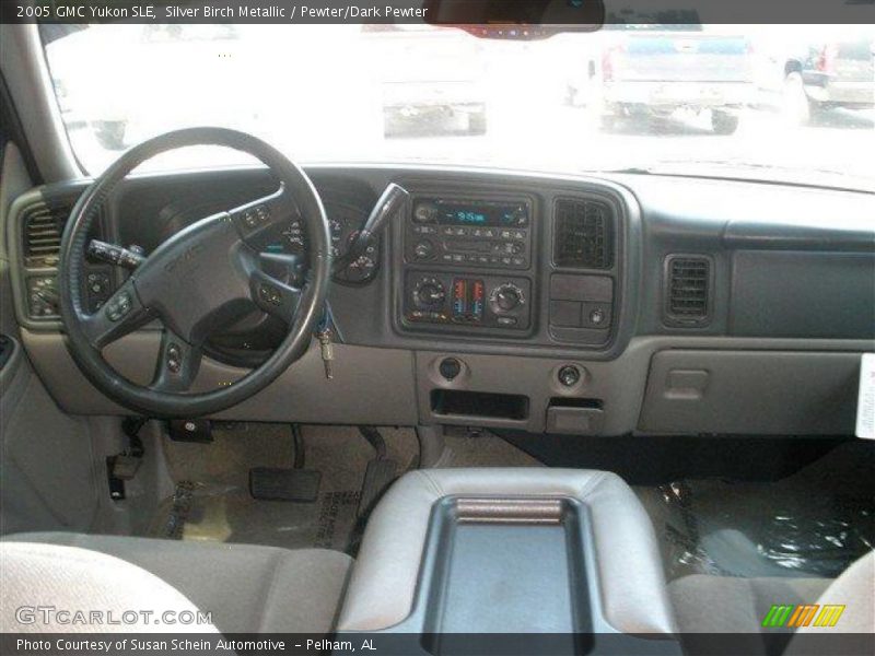 Silver Birch Metallic / Pewter/Dark Pewter 2005 GMC Yukon SLE