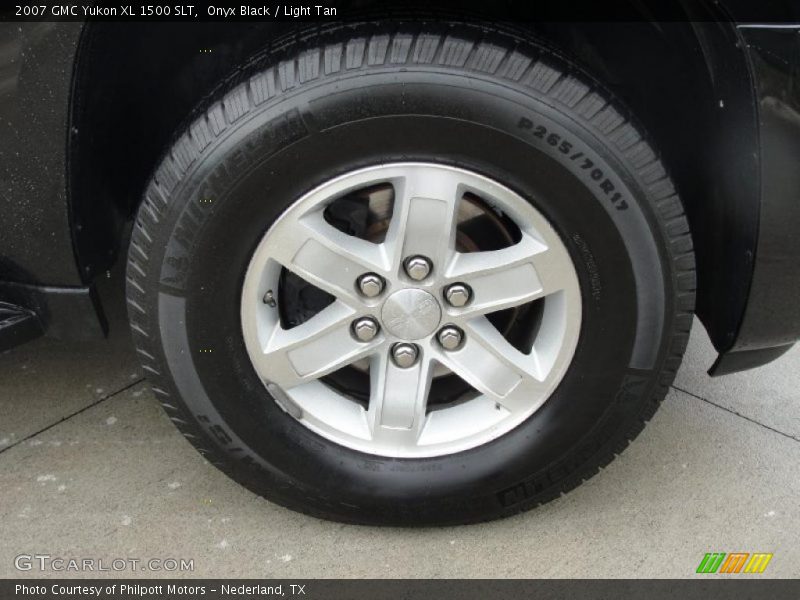  2007 Yukon XL 1500 SLT Wheel