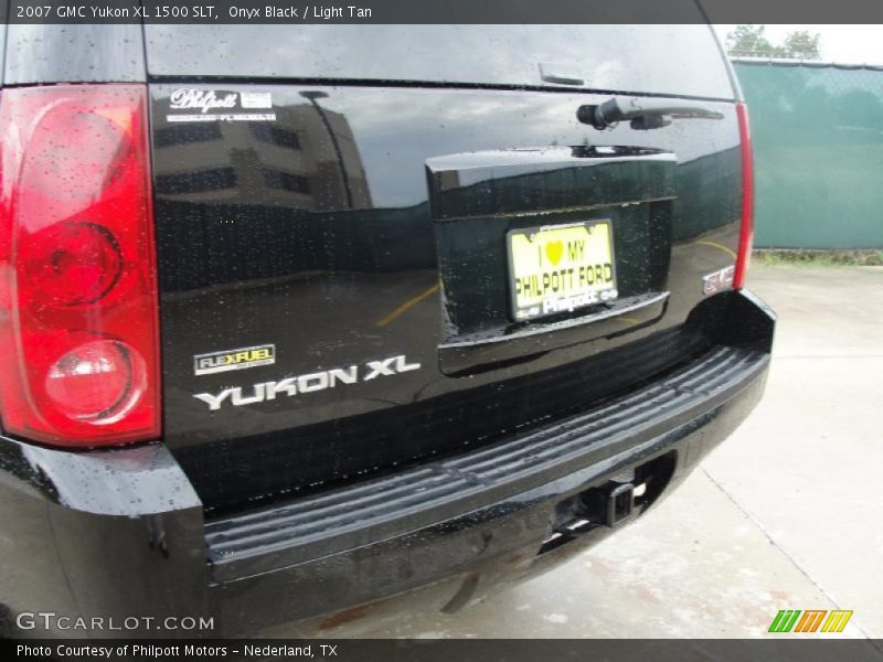Onyx Black / Light Tan 2007 GMC Yukon XL 1500 SLT