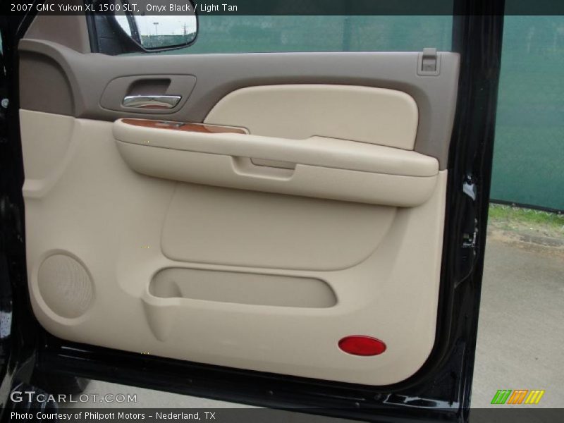 Door Panel of 2007 Yukon XL 1500 SLT