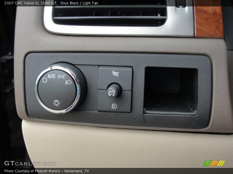 Controls of 2007 Yukon XL 1500 SLT