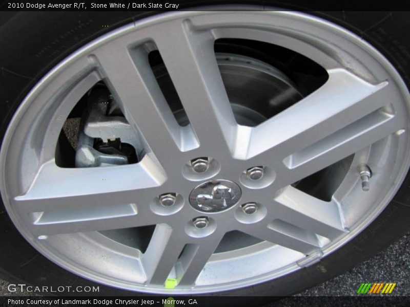  2010 Avenger R/T Wheel