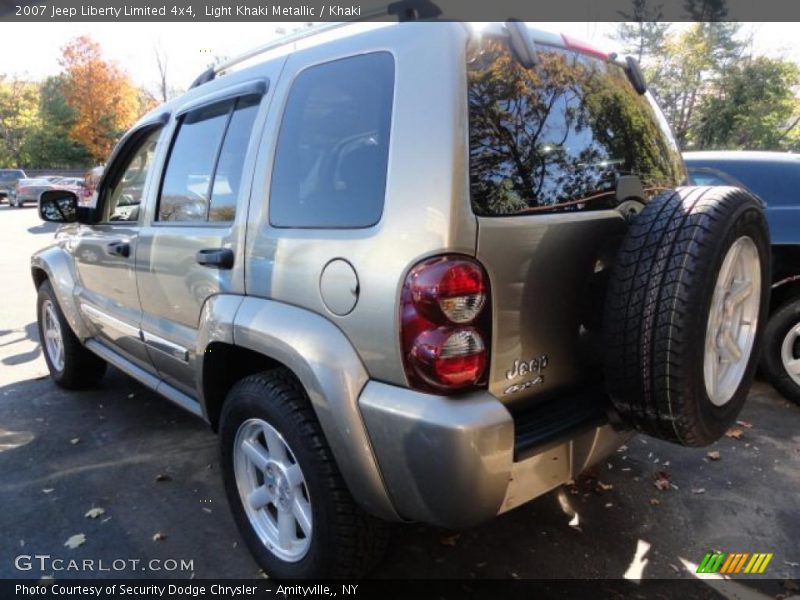 Light Khaki Metallic / Khaki 2007 Jeep Liberty Limited 4x4