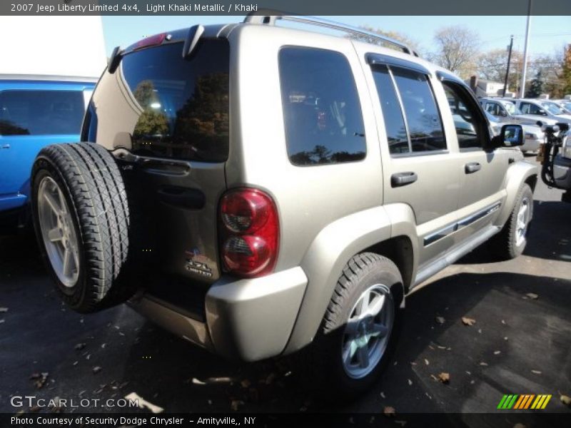Light Khaki Metallic / Khaki 2007 Jeep Liberty Limited 4x4