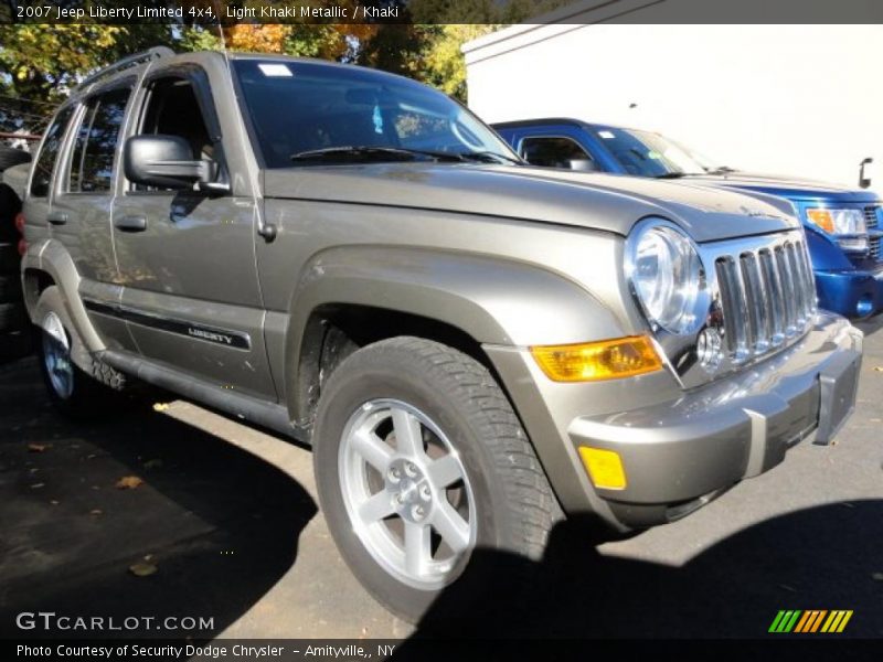 Light Khaki Metallic / Khaki 2007 Jeep Liberty Limited 4x4