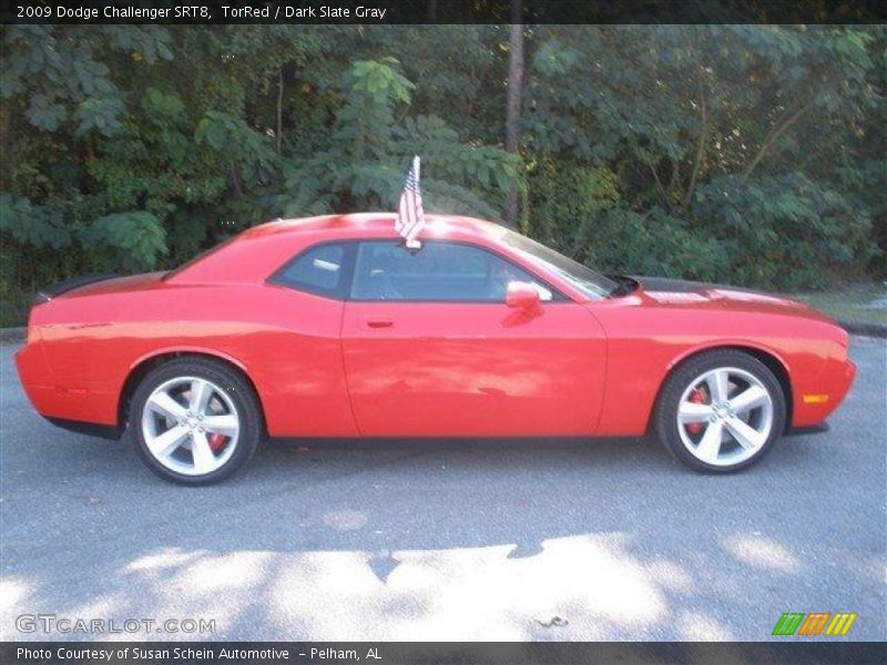 TorRed / Dark Slate Gray 2009 Dodge Challenger SRT8