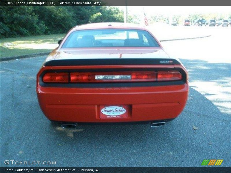 TorRed / Dark Slate Gray 2009 Dodge Challenger SRT8