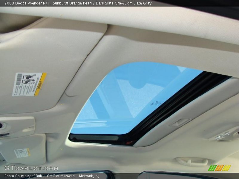Sunroof of 2008 Avenger R/T