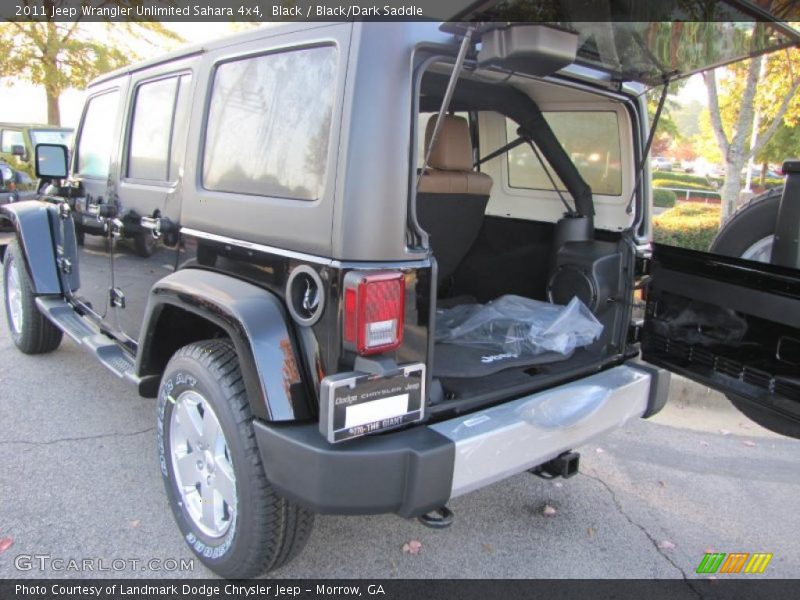 Black / Black/Dark Saddle 2011 Jeep Wrangler Unlimited Sahara 4x4