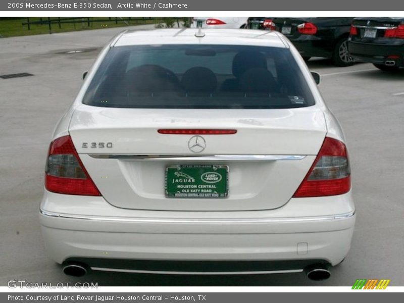 Arctic White / Cashmere 2009 Mercedes-Benz E 350 Sedan