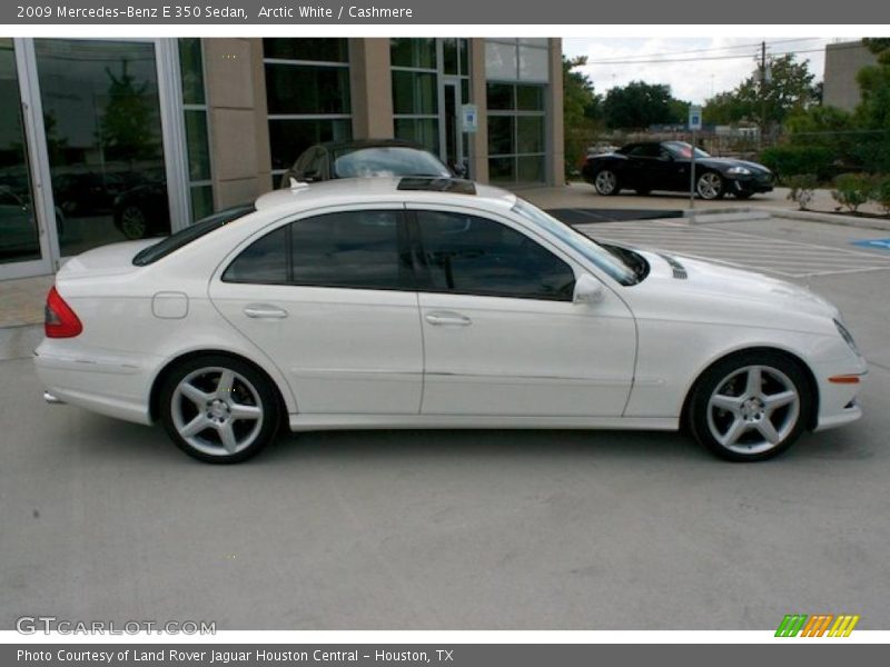 Arctic White / Cashmere 2009 Mercedes-Benz E 350 Sedan