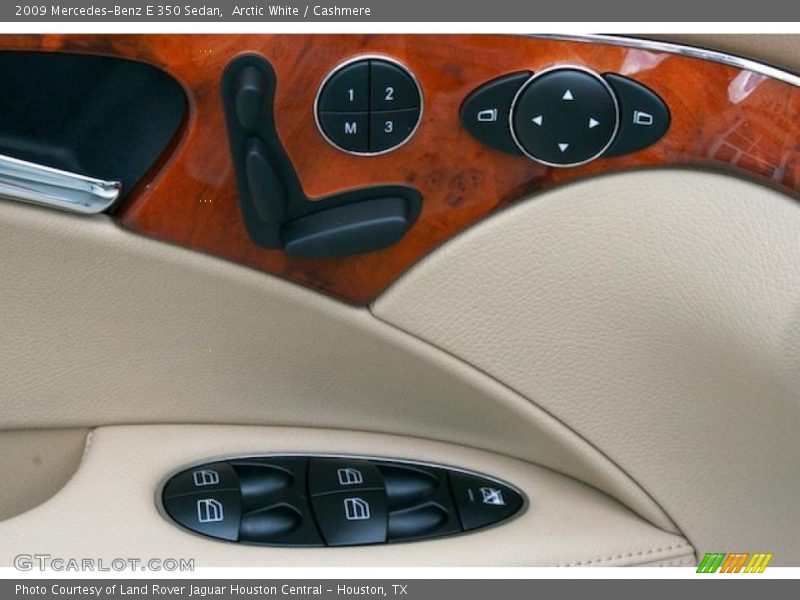 Arctic White / Cashmere 2009 Mercedes-Benz E 350 Sedan