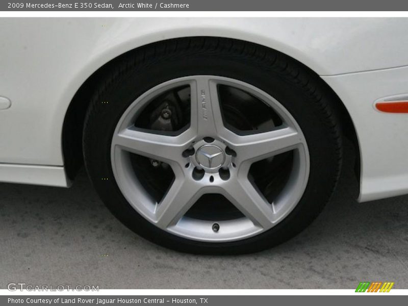 Arctic White / Cashmere 2009 Mercedes-Benz E 350 Sedan