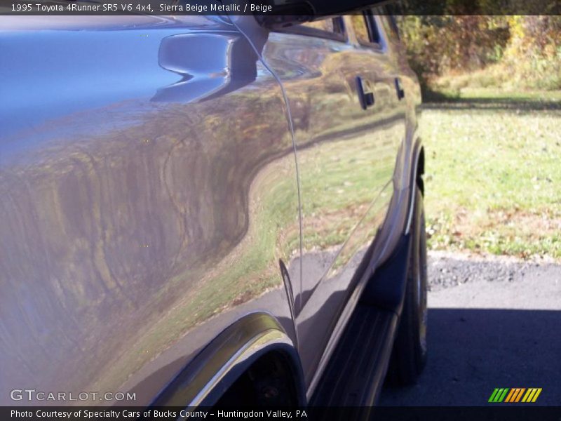 Sierra Beige Metallic / Beige 1995 Toyota 4Runner SR5 V6 4x4