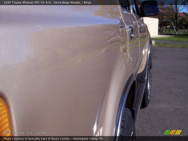 Sierra Beige Metallic / Beige 1995 Toyota 4Runner SR5 V6 4x4