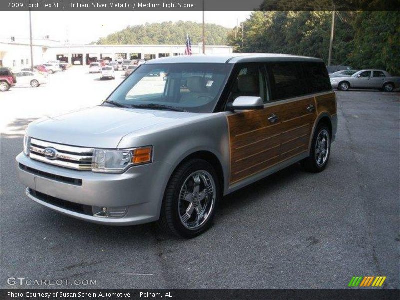 Front 3/4 View of 2009 Flex SEL