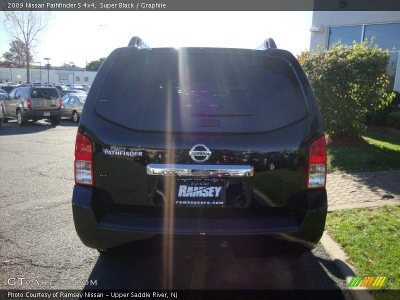 Super Black / Graphite 2009 Nissan Pathfinder S 4x4