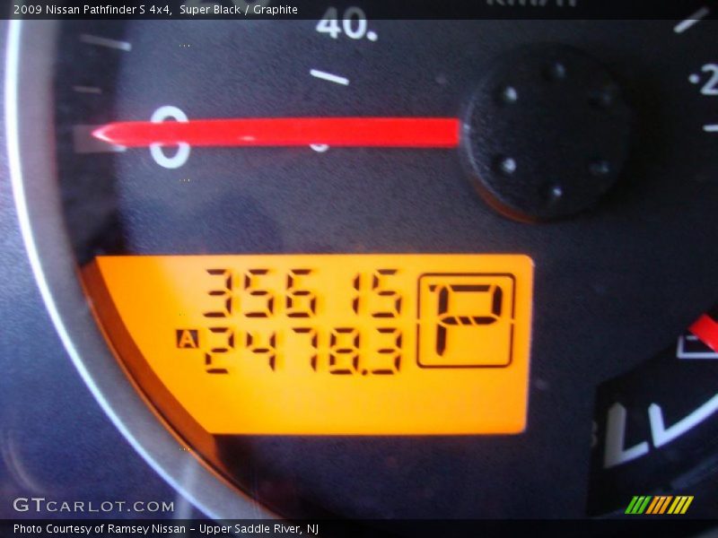 Super Black / Graphite 2009 Nissan Pathfinder S 4x4