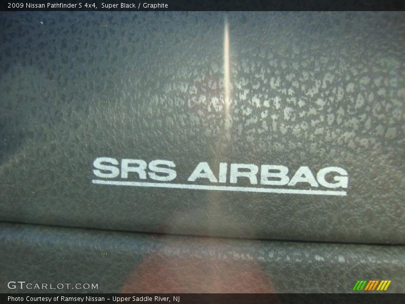Super Black / Graphite 2009 Nissan Pathfinder S 4x4