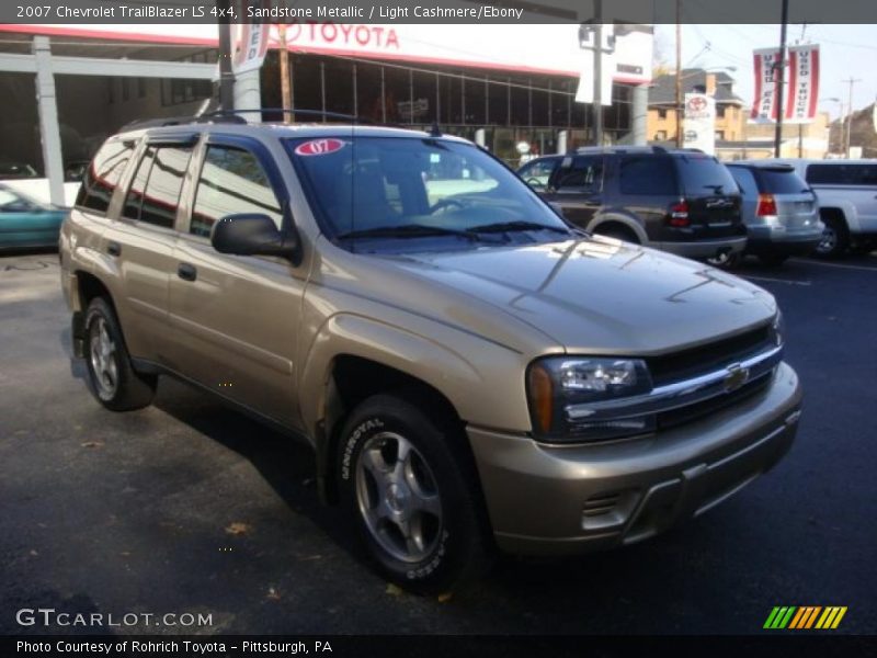 Sandstone Metallic / Light Cashmere/Ebony 2007 Chevrolet TrailBlazer LS 4x4