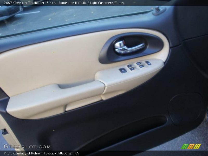 Sandstone Metallic / Light Cashmere/Ebony 2007 Chevrolet TrailBlazer LS 4x4