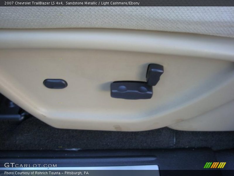 Sandstone Metallic / Light Cashmere/Ebony 2007 Chevrolet TrailBlazer LS 4x4