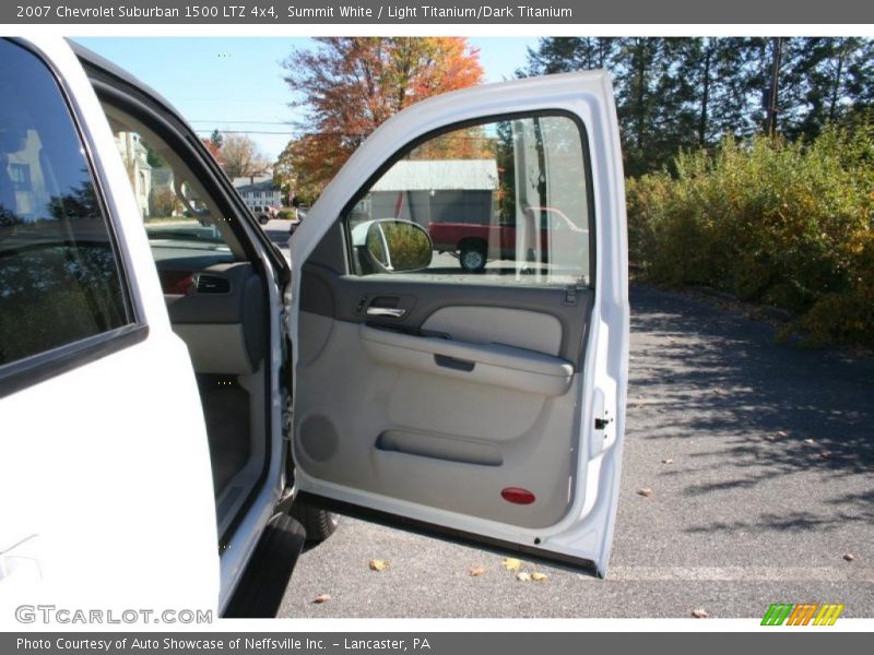 Summit White / Light Titanium/Dark Titanium 2007 Chevrolet Suburban 1500 LTZ 4x4