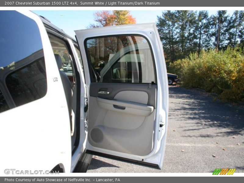 Summit White / Light Titanium/Dark Titanium 2007 Chevrolet Suburban 1500 LTZ 4x4