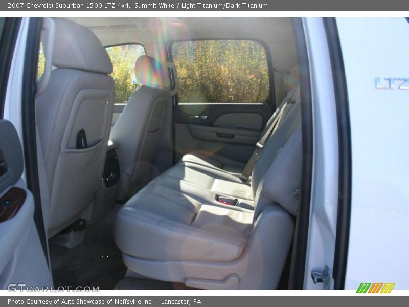 Summit White / Light Titanium/Dark Titanium 2007 Chevrolet Suburban 1500 LTZ 4x4