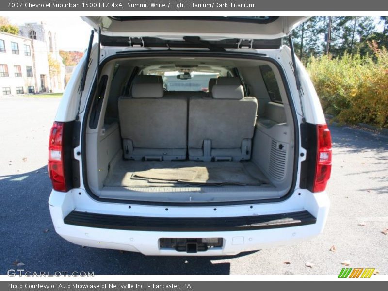Summit White / Light Titanium/Dark Titanium 2007 Chevrolet Suburban 1500 LTZ 4x4
