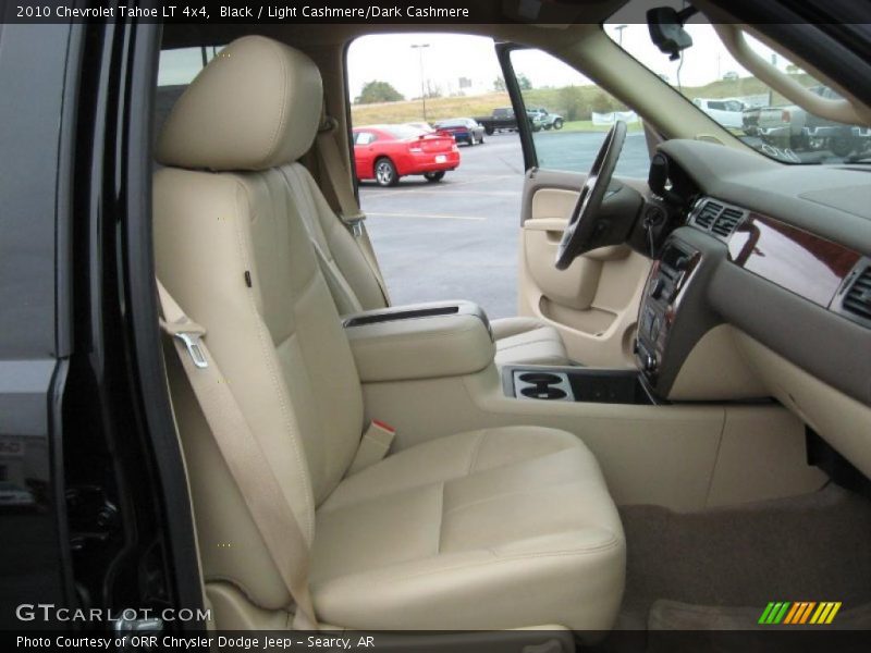  2010 Tahoe LT 4x4 Light Cashmere/Dark Cashmere Interior