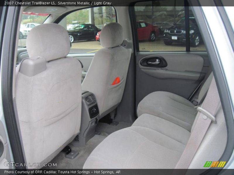 2007 TrailBlazer LS Light Gray Interior