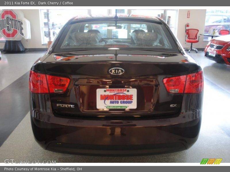 Dark Cherry / Coffee 2011 Kia Forte EX