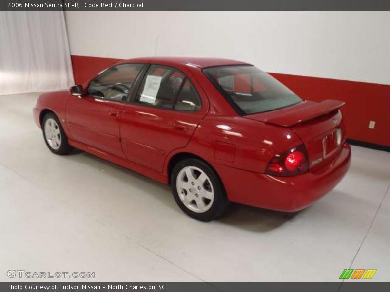 Code Red / Charcoal 2006 Nissan Sentra SE-R