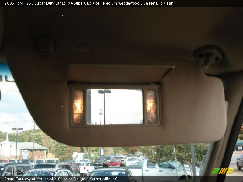 Medium Wedgewood Blue Metallic / Tan 2005 Ford F250 Super Duty Lariat FX4 SuperCab 4x4