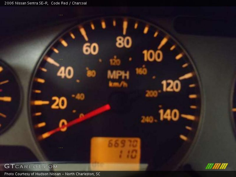 Code Red / Charcoal 2006 Nissan Sentra SE-R