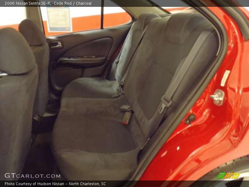  2006 Sentra SE-R Charcoal Interior