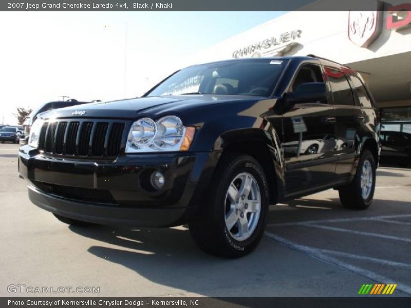 Black / Khaki 2007 Jeep Grand Cherokee Laredo 4x4