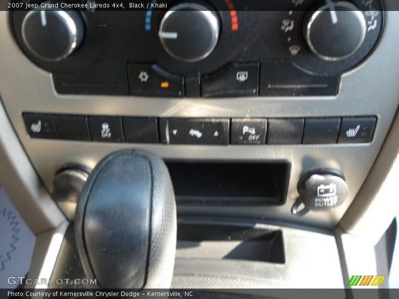 Black / Khaki 2007 Jeep Grand Cherokee Laredo 4x4