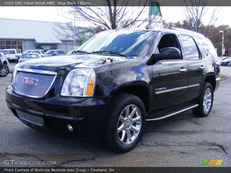 Onyx Black / Ebony 2009 GMC Yukon Denali AWD