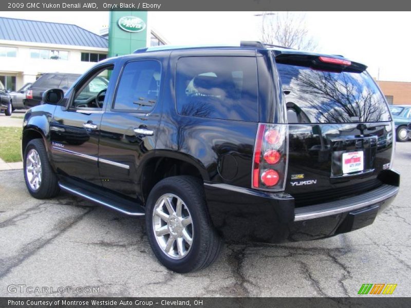 Onyx Black / Ebony 2009 GMC Yukon Denali AWD