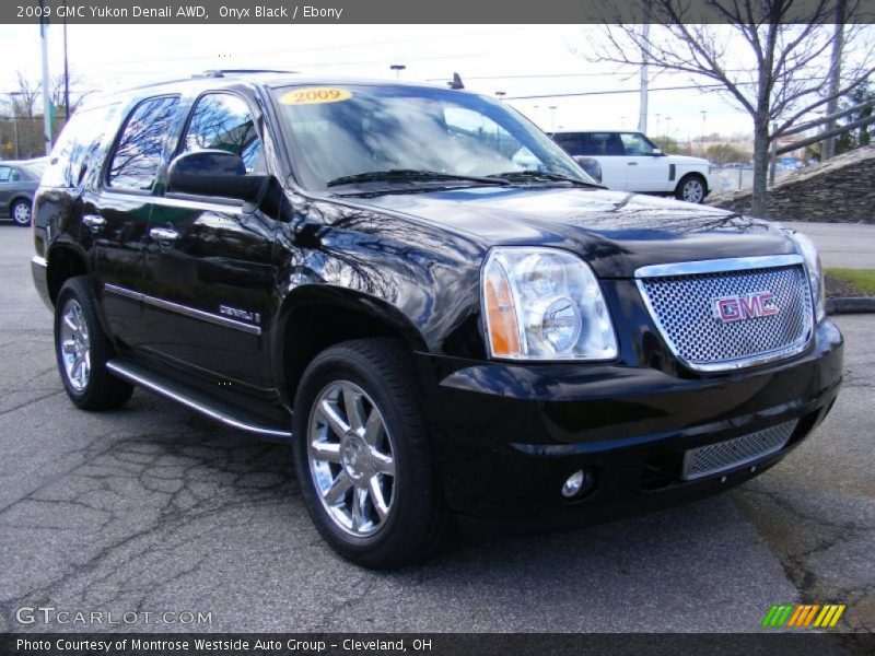 Onyx Black / Ebony 2009 GMC Yukon Denali AWD