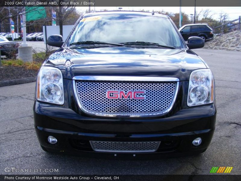 Onyx Black / Ebony 2009 GMC Yukon Denali AWD