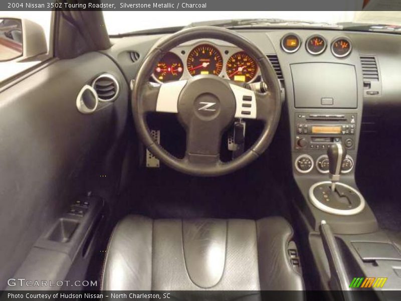 Dashboard of 2004 350Z Touring Roadster