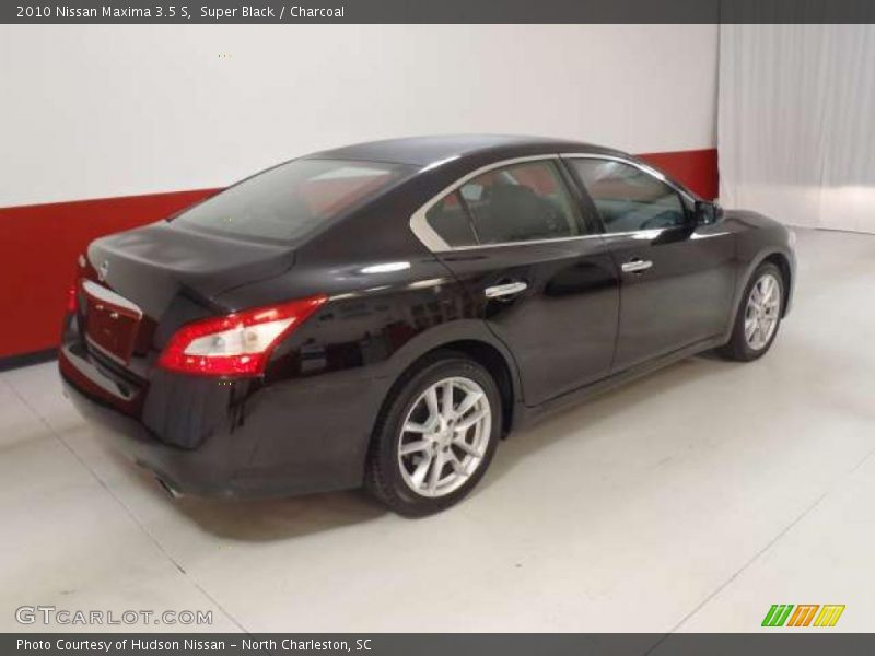 Super Black / Charcoal 2010 Nissan Maxima 3.5 S