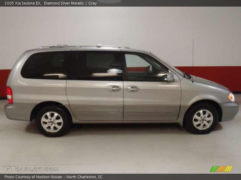 Diamond Silver Metallic / Gray 2005 Kia Sedona EX