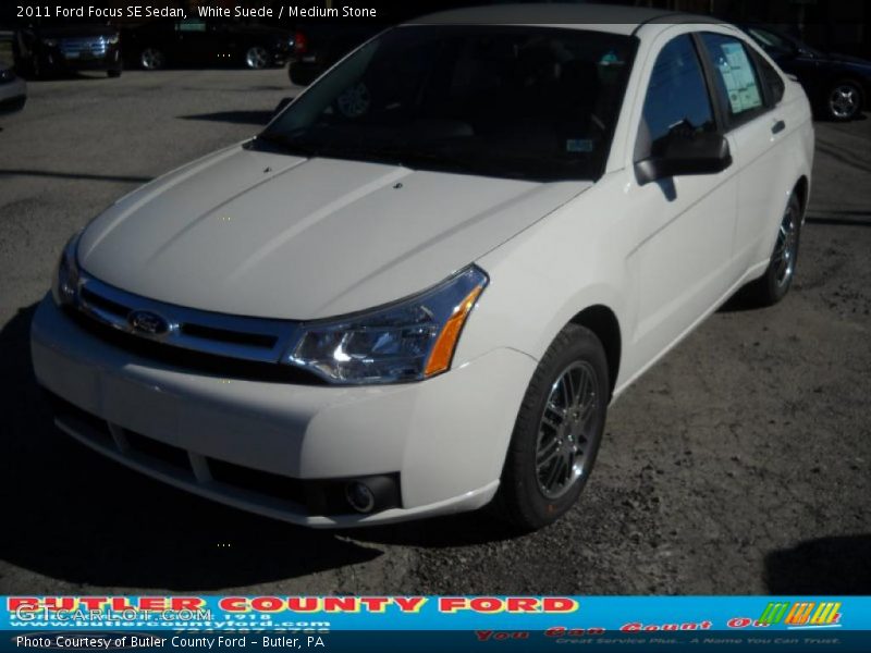 White Suede / Medium Stone 2011 Ford Focus SE Sedan